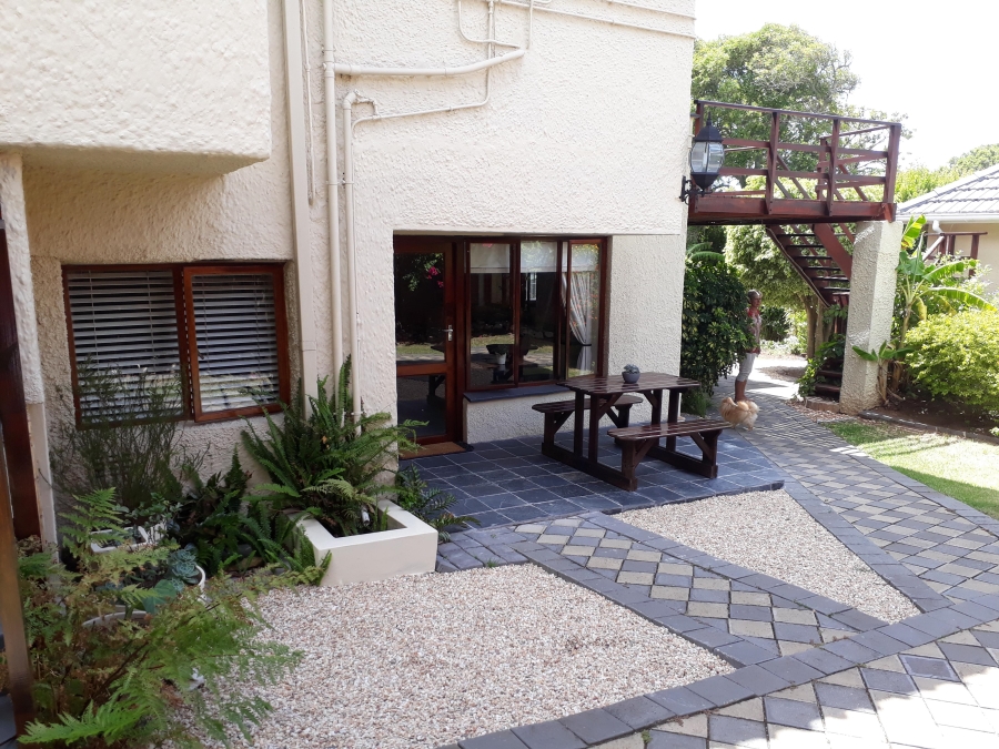 9 Bedroom Property for Sale in Walmer Eastern Cape